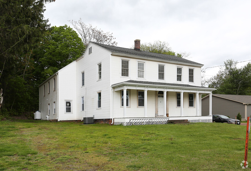 47 West Rd, Ellington, CT for sale - Primary Photo - Image 1 of 1