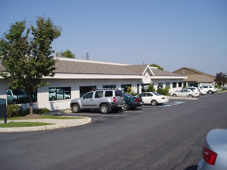 2230 Ridgewood Rd, Wyomissing, PA for sale - Building Photo - Image 1 of 1