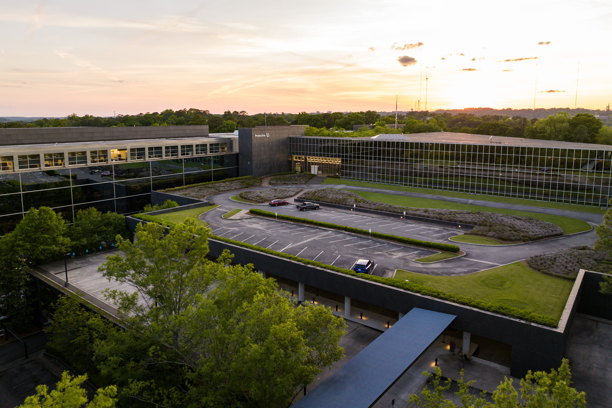 2801 US-280, Birmingham, AL for lease Building Photo- Image 1 of 13