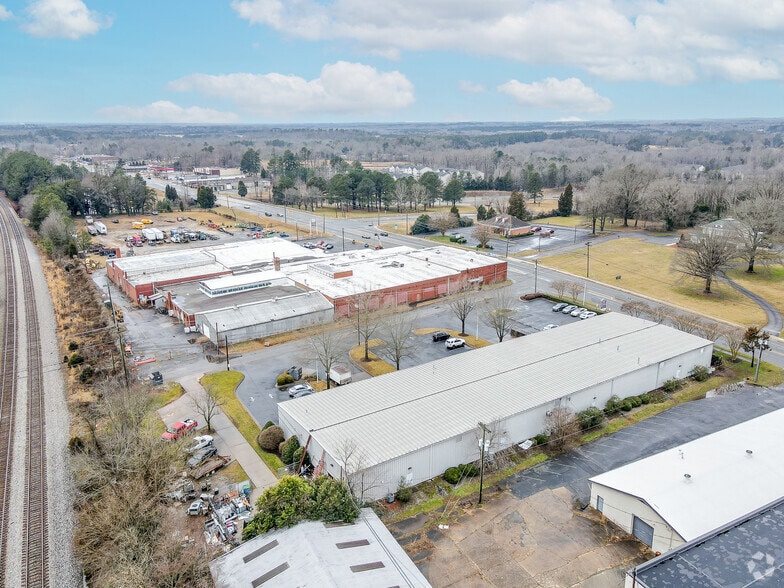 1935 S Main St, Salisbury, NC for lease - Building Photo - Image 3 of 4