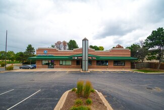 More details for 740 W Hintz Rd, Wheeling, IL - Retail for Lease
