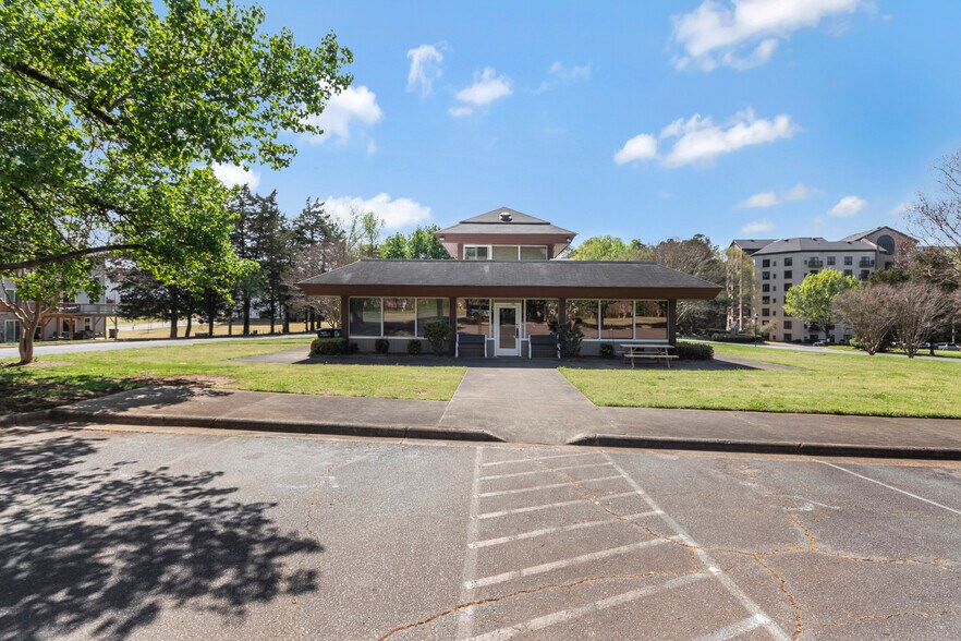 130 Heritage Blvd, Fort Mill, SC for sale - Building Photo - Image 2 of 33