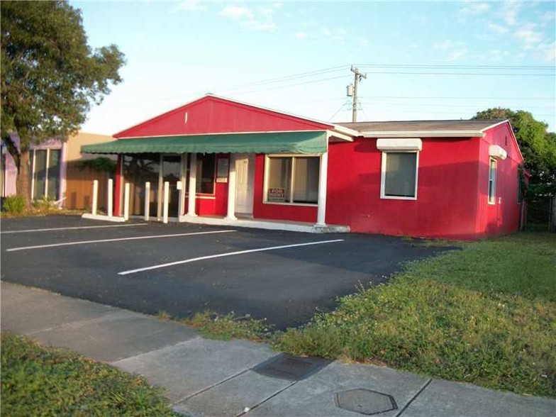 241 E Commercial Blvd, Fort Lauderdale, FL for sale - Building Photo - Image 1 of 1