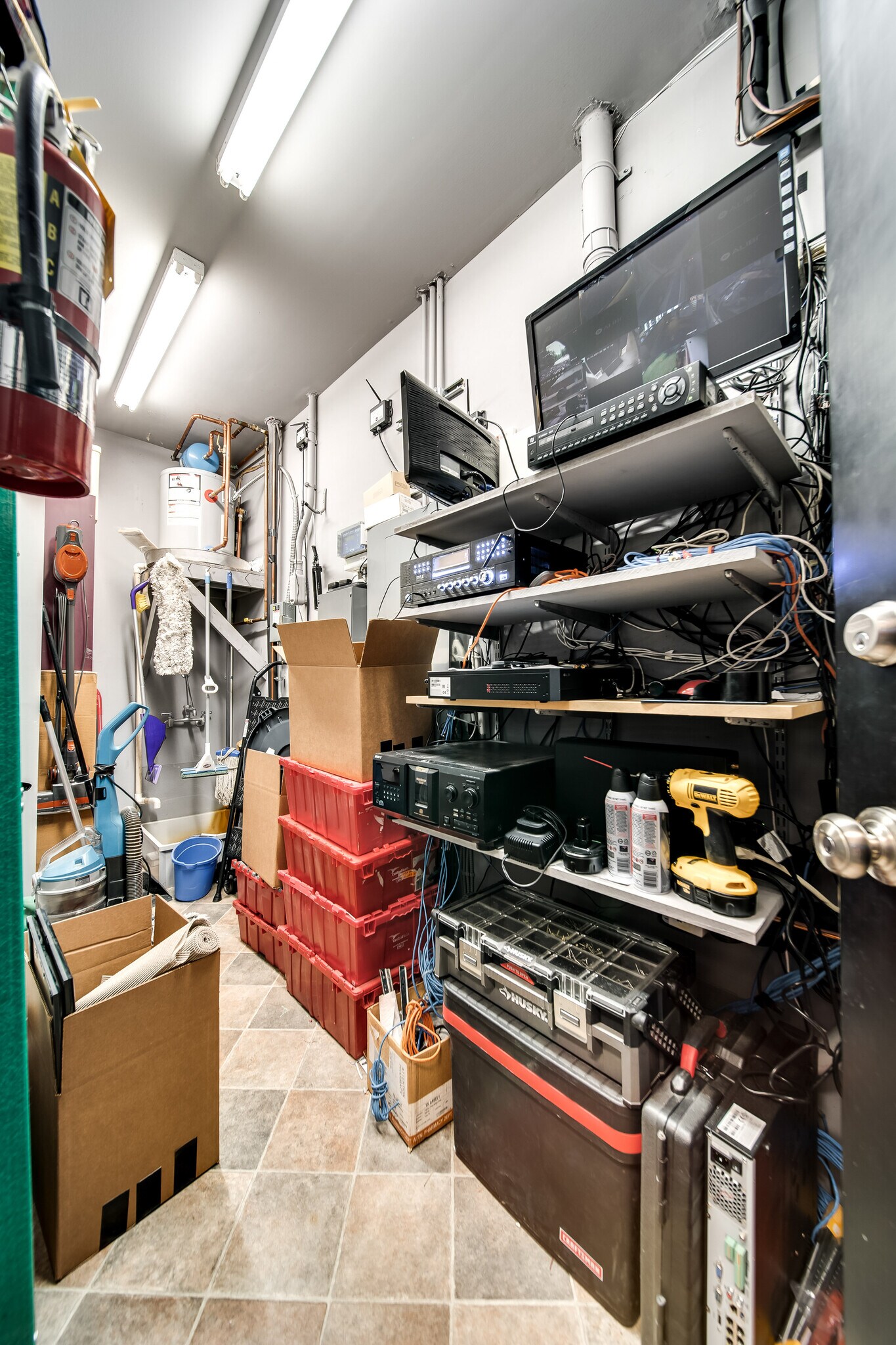 7164 Whites Creek Pike, Joelton, TN 37080 PRIME COMMERCIAL OFFICE