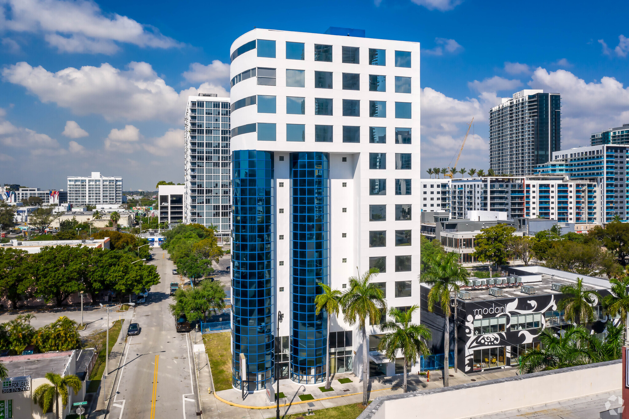 2800 Biscayne Blvd, Miami, FL for lease Primary Photo- Image 1 of 5