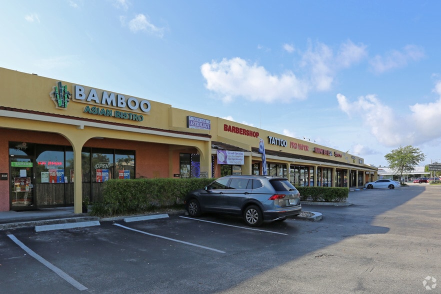 4300-4370 N Federal Hwy, Fort Lauderdale, FL for lease - Building Photo - Image 1 of 23