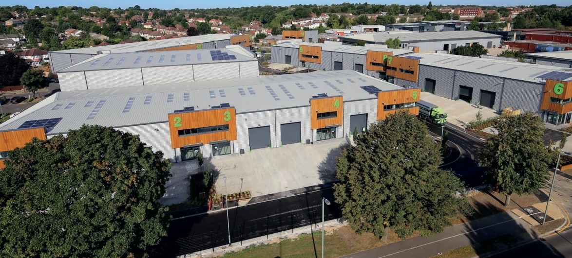 Cray Ave, Orpington for sale Primary Photo- Image 1 of 1