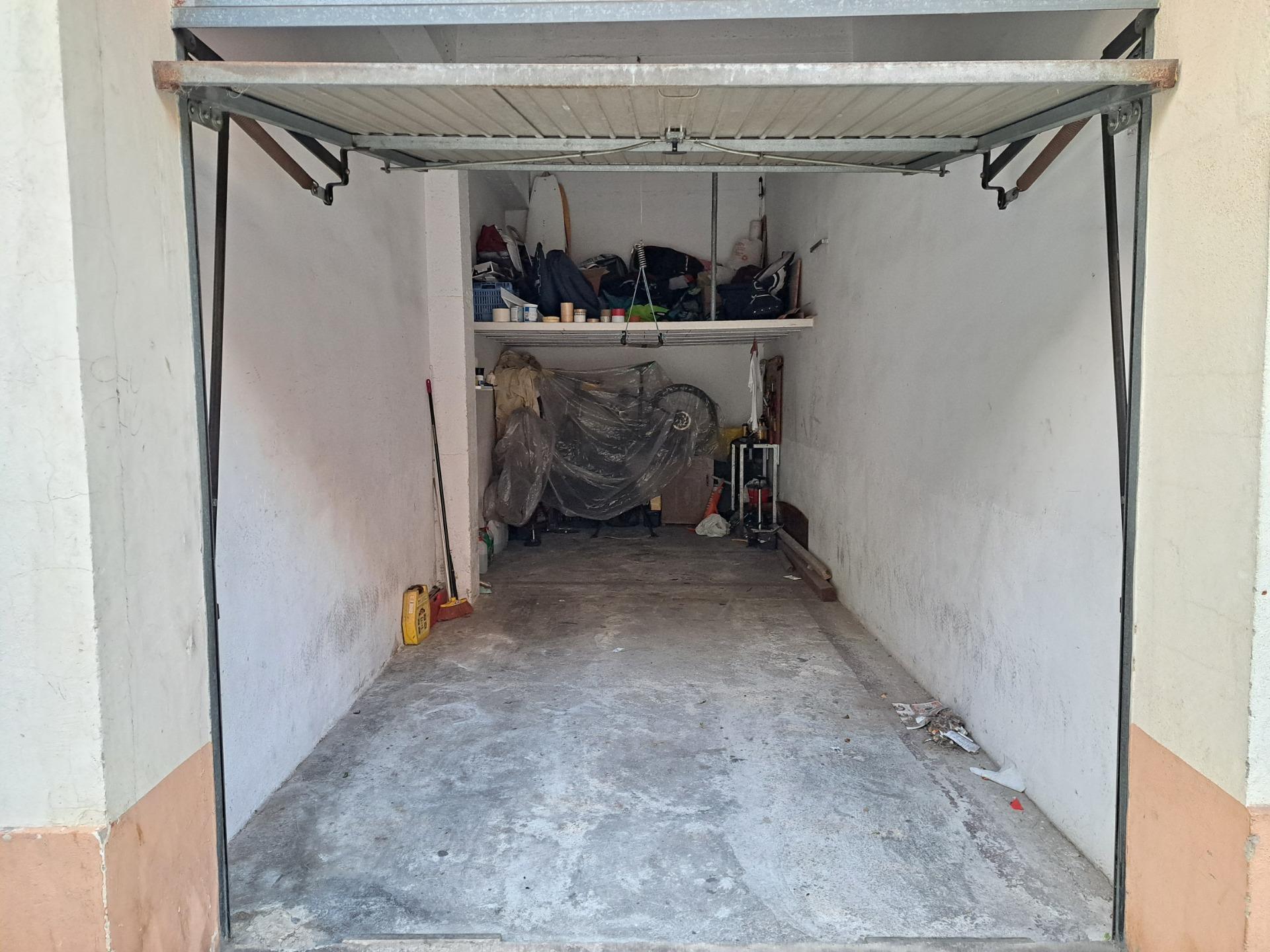 Retail in Alzira for sale Building Photo- Image 1 of 7