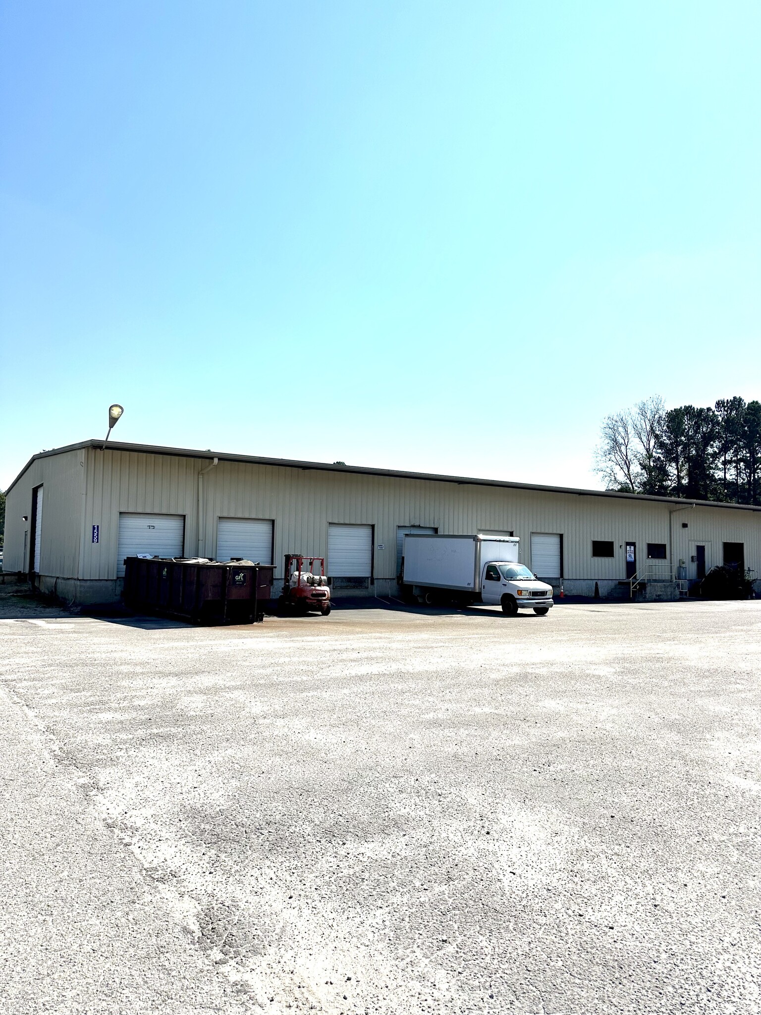 1559 Wilmington Hwy, Fayetteville, NC for lease Building Photo- Image 1 of 8