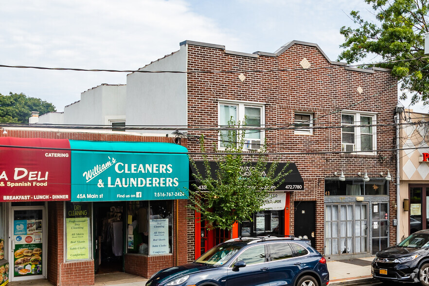 43 Main St, Port Washington, NY for lease - Primary Photo - Image 1 of 4