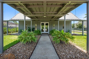 2113 Garden Rd, Pearland TX - Industrial Property