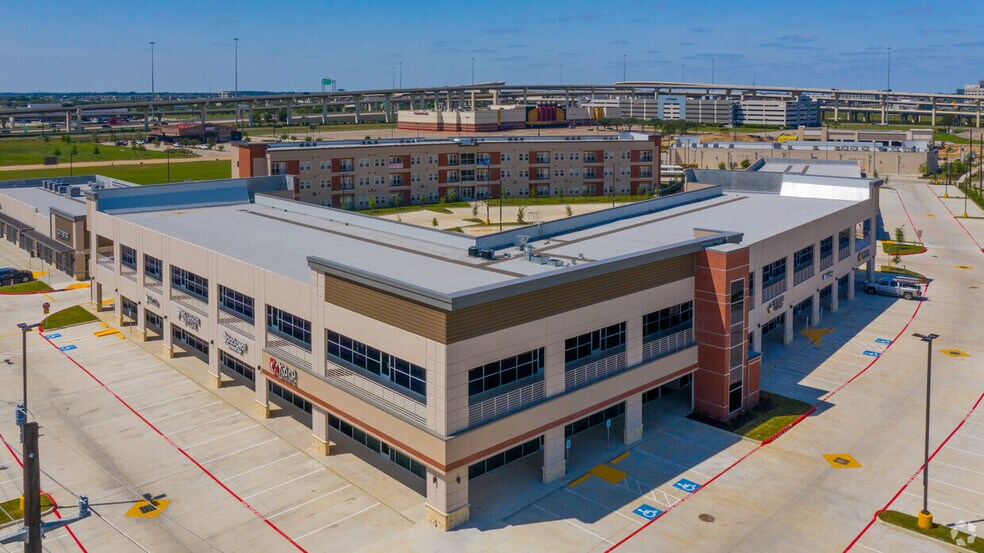 1227 Grand West Blvd, Katy, TX for sale - Building Photo - Image 2 of 33