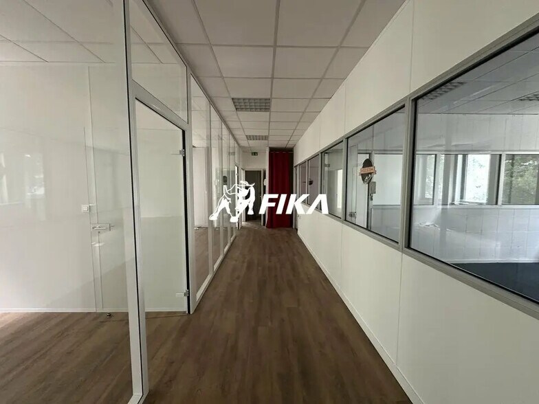 Office in Toulouse for lease - Interior Photo - Image 1 of 47