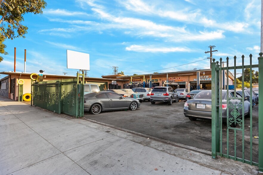 4616 Firestone Blvd, South Gate, CA for sale - Building Photo - Image 2 of 16