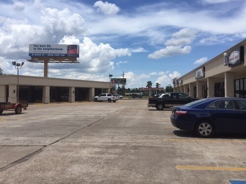 3708 W Davis St, Conroe, TX for sale Building Photo- Image 1 of 1