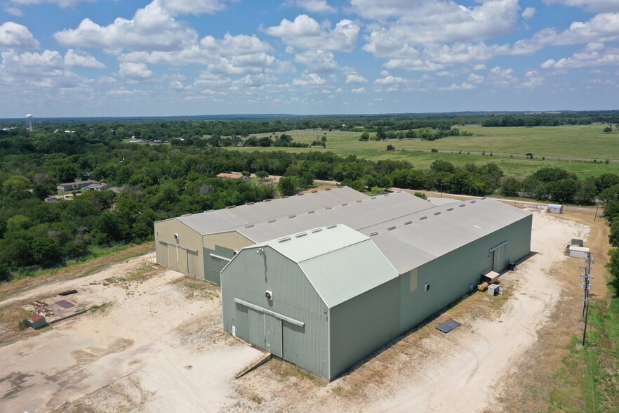 1004 Martin Luther King ave, Wortham, TX for sale - Building Photo - Image 3 of 12