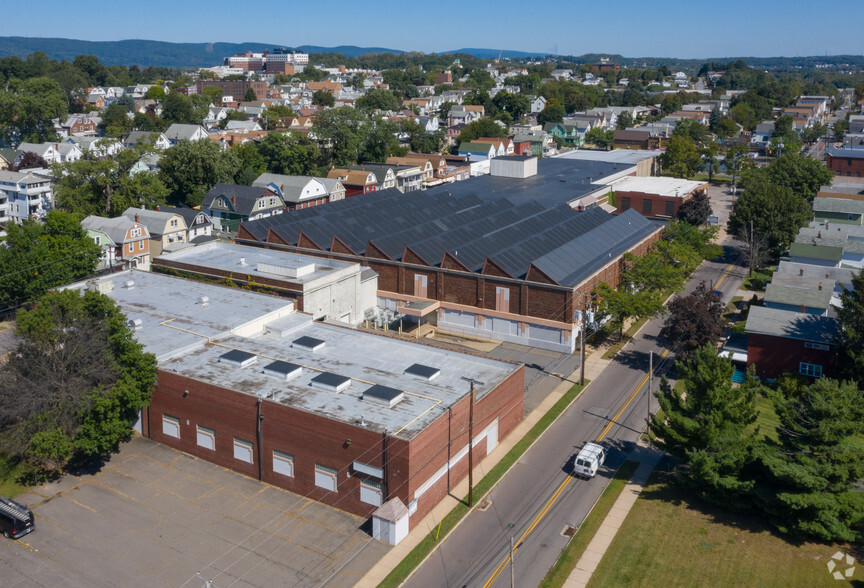 350-390 N Pennsylvania Ave, Wilkes Barre, PA for sale - Primary Photo - Image 1 of 1