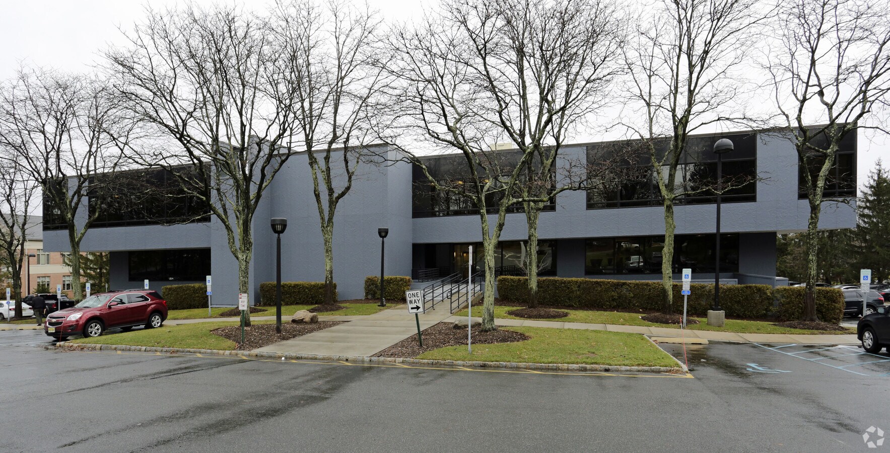 95 Chestnut Ridge Rd, Montvale, NJ 07645