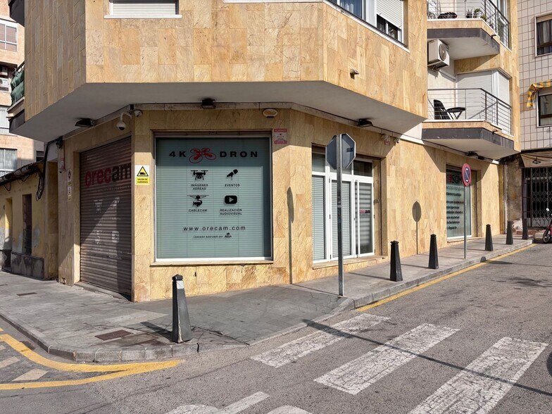 Retail in Torrevieja for sale - Building Photo - Image 2 of 15