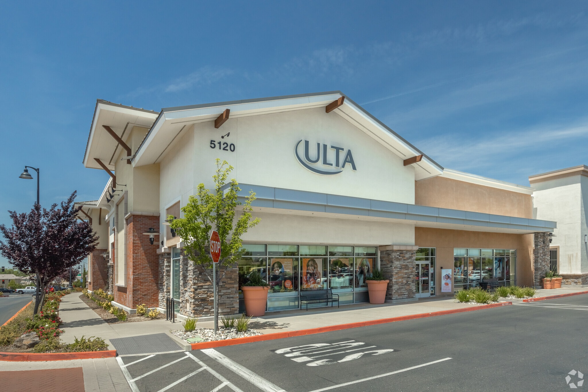 Sierra College Blvd & I80 Hwy, Rocklin, CA 95677 Rocklin Commons