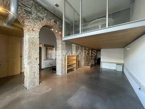 Office in Lyon for lease Interior Photo- Image 2 of 6