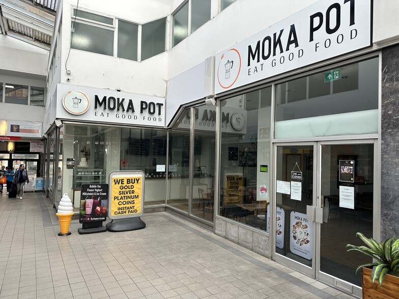 1-24 Old Christchurch Rd, Bournemouth for lease - Building Photo - Image 2 of 16