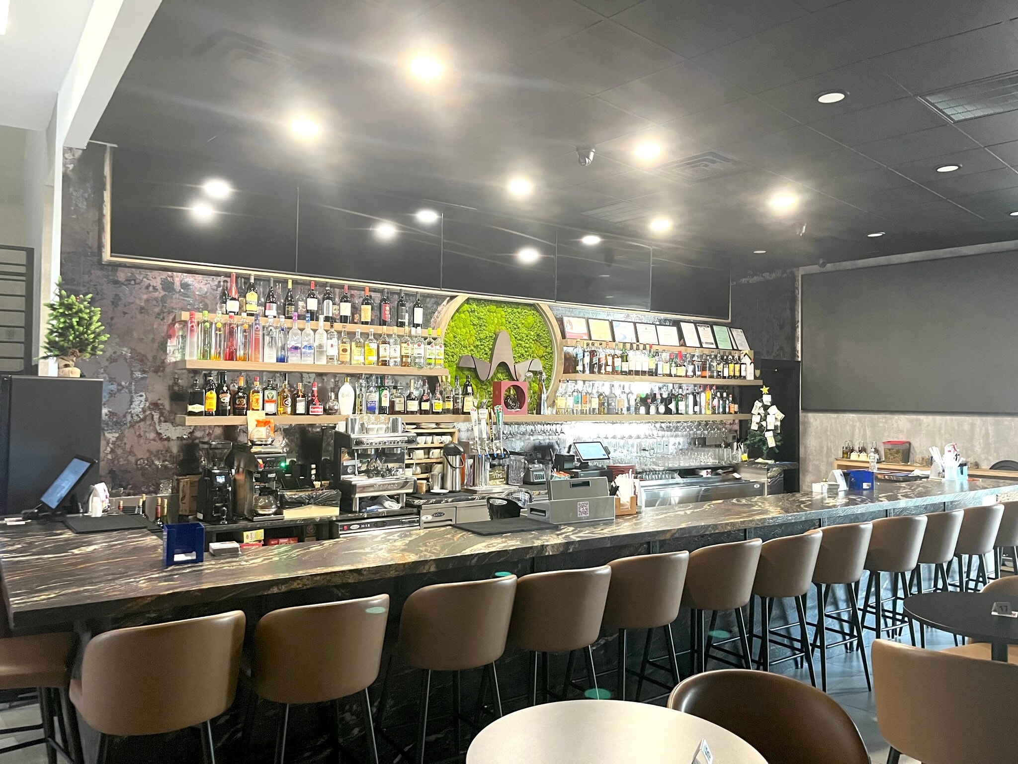 293 Wilson Ave, Newark, NJ for lease Building Photo- Image 1 of 8