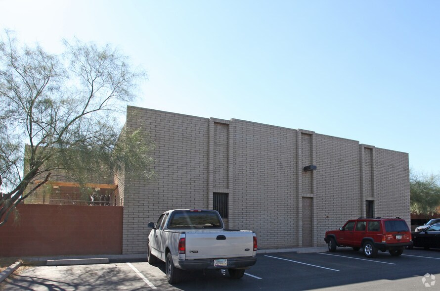 1817 E Rio Salado Pkwy, Tempe, AZ for lease - Building Photo - Image 2 of 5