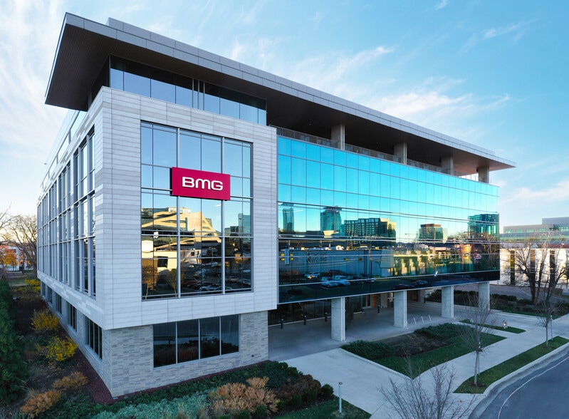 1 Music Cir S, Nashville, TN for lease - Building Photo - Image 1 of 2