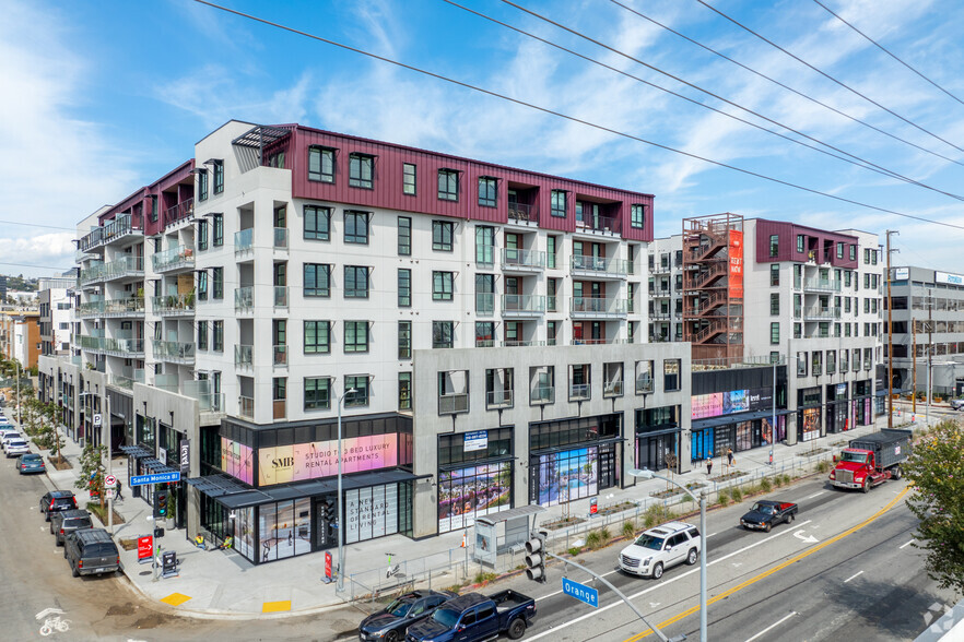 6933 Santa Monica Blvd, Los Angeles, CA for lease - Building Photo - Image 3 of 43