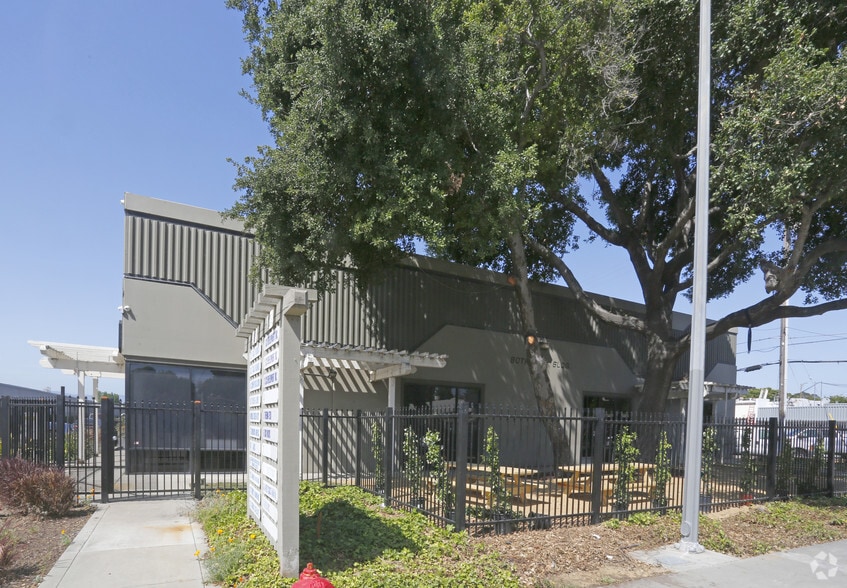 2175 Stone Ave, San Jose, CA for lease - Building Photo - Image 3 of 4