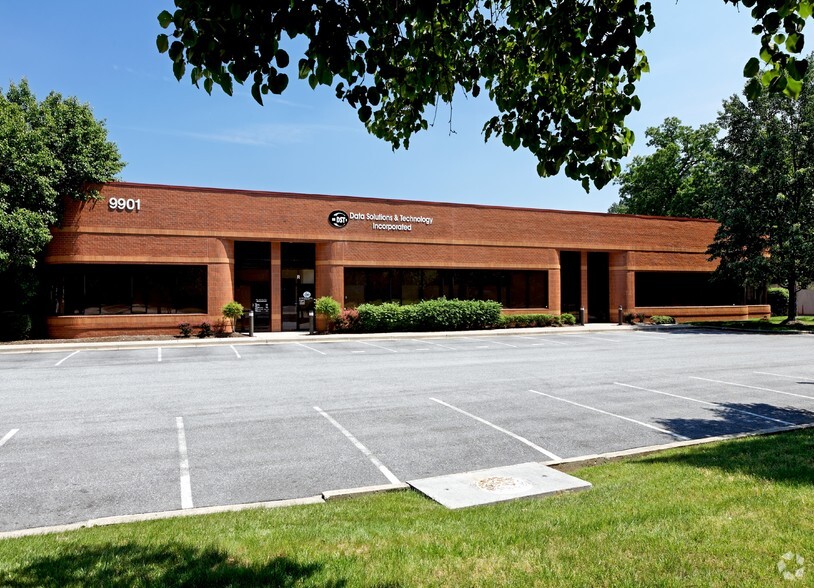 9901 Business Pky, Lanham, MD for lease - Building Photo - Image 2 of 4