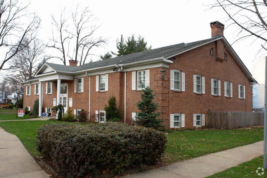 567 Park Ave, Scotch Plains, NJ for sale - Building Photo - Image 1 of 1