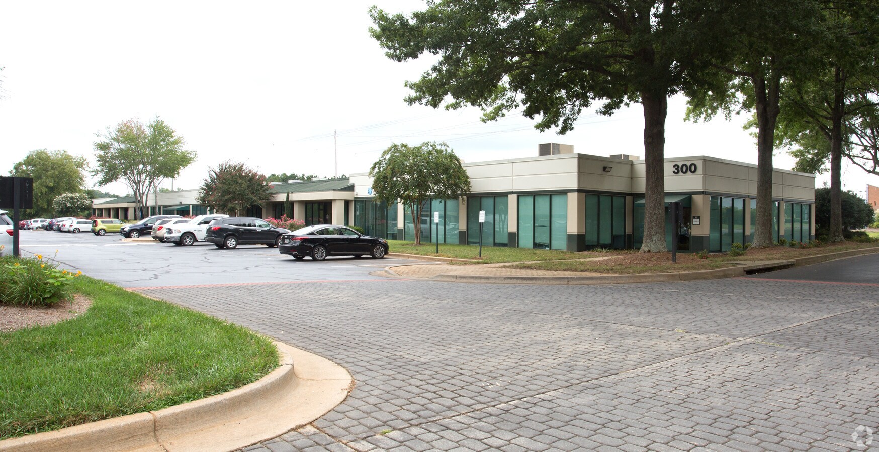 1800 Sandy Plains Pky, Marietta, GA 30066