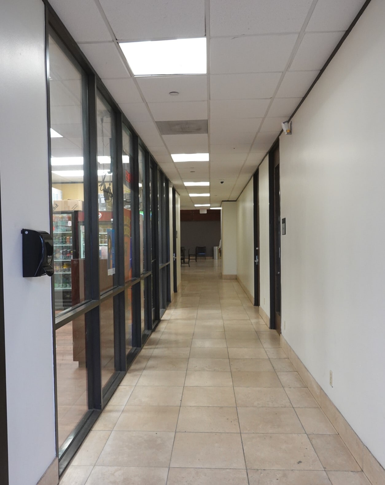 Identogo 3262 S Loop W Houston Tx 77025 05 - bcq960f