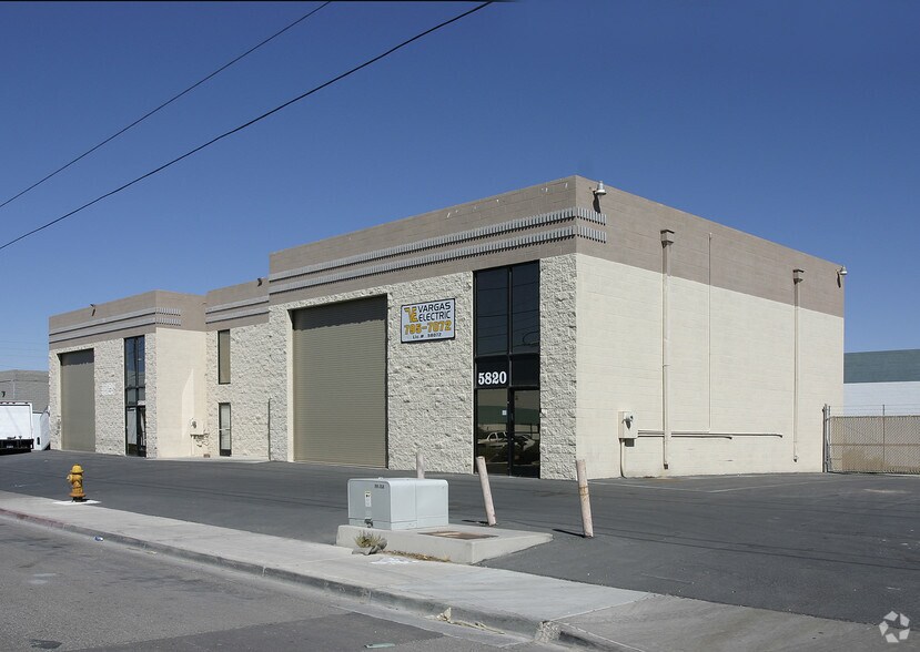5830 Wynn Rd, Las Vegas, NV for lease - Building Photo - Image 2 of 12