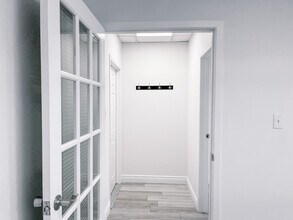 111 Waterloo St, London, ON for lease Interior Photo- Image 2 of 4