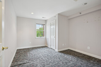 731 Walker Rd, Great Falls, VA for lease Interior Photo- Image 2 of 4