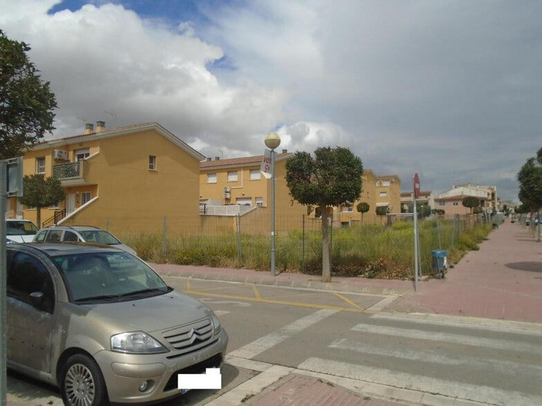 Carrer Martí i Pol, 3, Bellvei, Tarragona for sale - Building Photo - Image 2 of 7