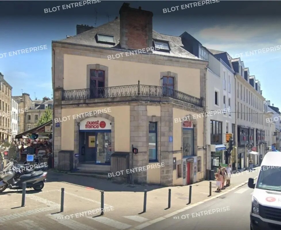Office in Vannes for lease Building Photo- Image 1 of 8