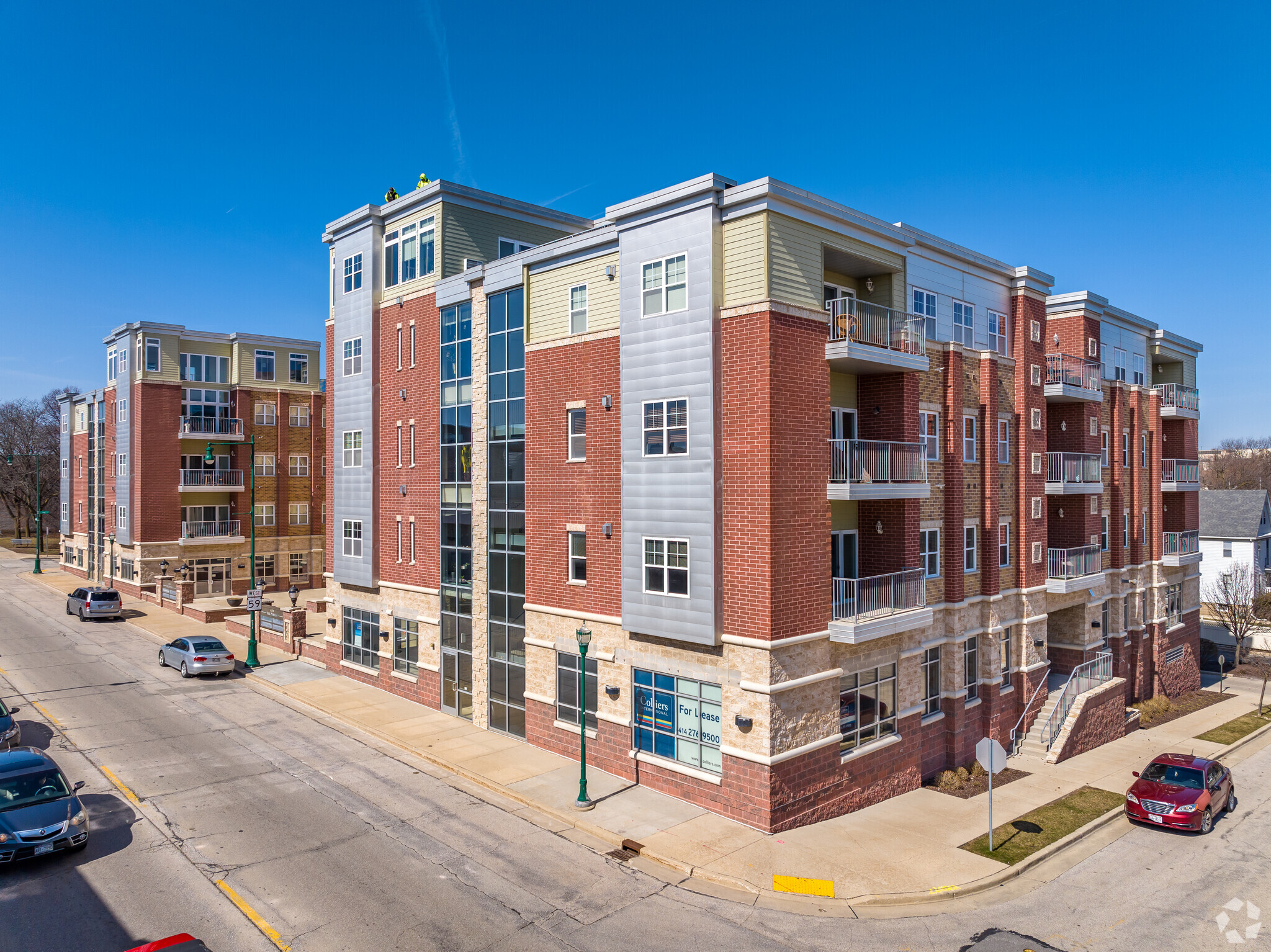 6330-6350 W Greenfield Ave, West Allis, WI for sale Primary Photo- Image 1 of 6