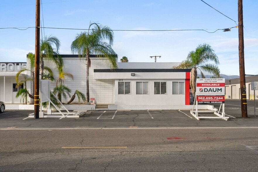 575-577 E Edna Pl, Covina, CA for lease - Building Photo - Image 1 of 15