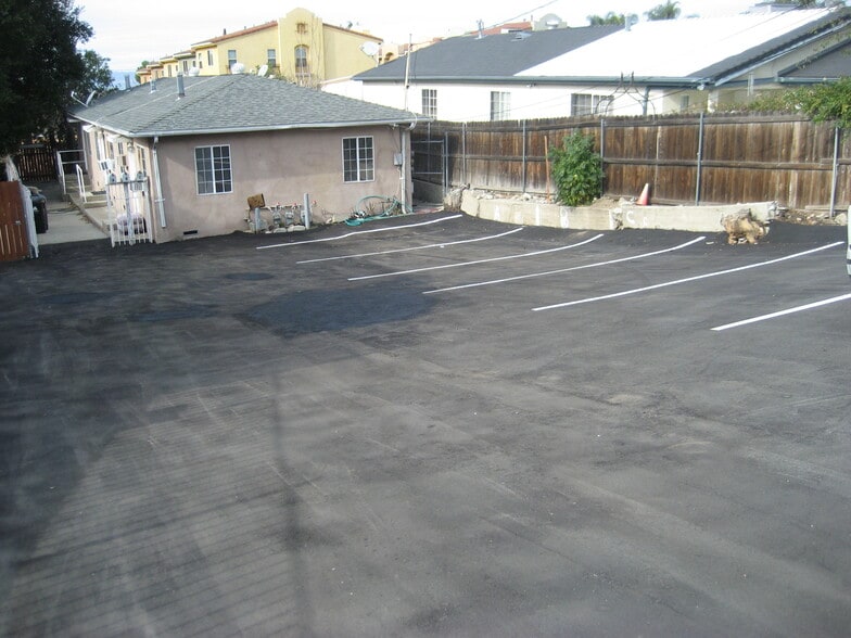 10143-10145 Mountair Ave, Tujunga, CA for sale - Building Photo - Image 2 of 7