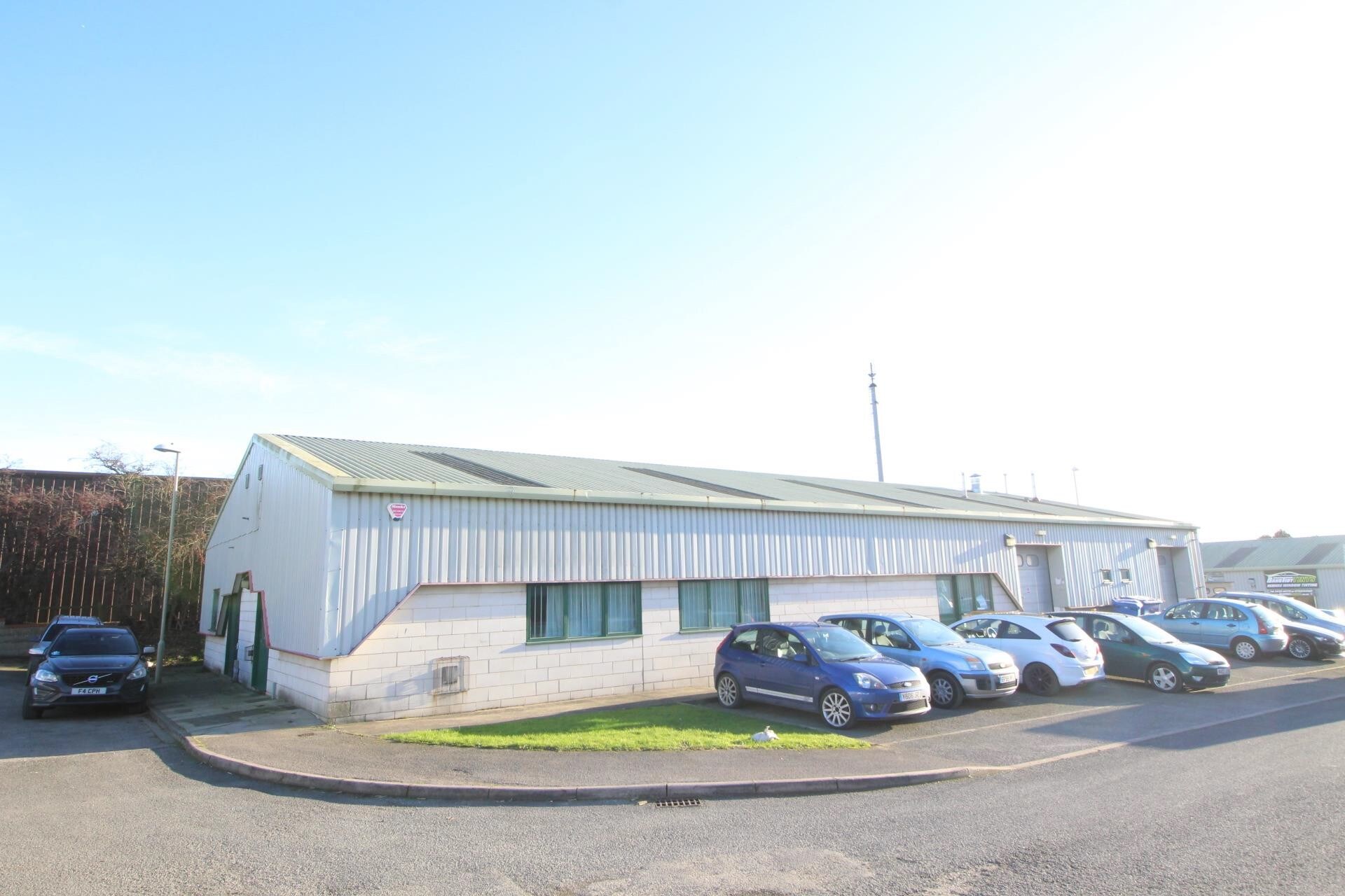 Dunslow Ct, Eastfield for sale Primary Photo- Image 1 of 1