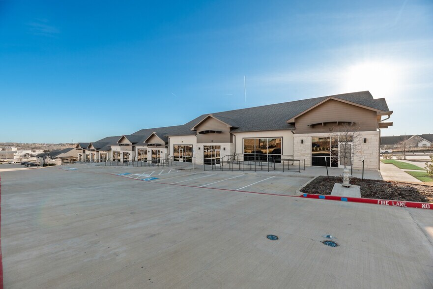 250 Gerault Rd, Flower Mound, TX for sale - Primary Photo - Image 1 of 1