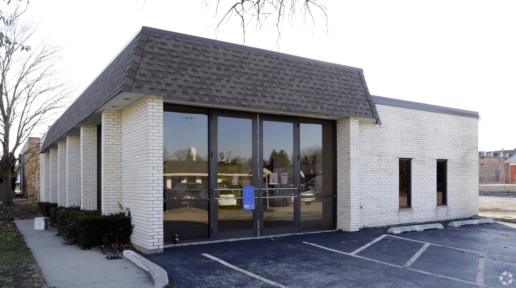 1000 S Roselle Rd, Schaumburg, IL for sale Primary Photo- Image 1 of 1