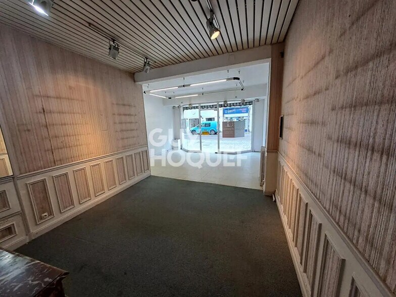 Retail in Soissons for lease - Interior Photo - Image 3 of 9