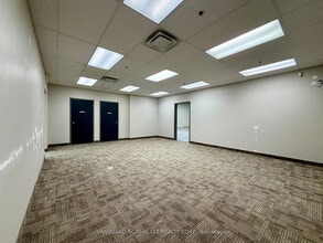 25 Valleywood Dr, Markham, ON for lease Interior Photo- Image 2 of 5