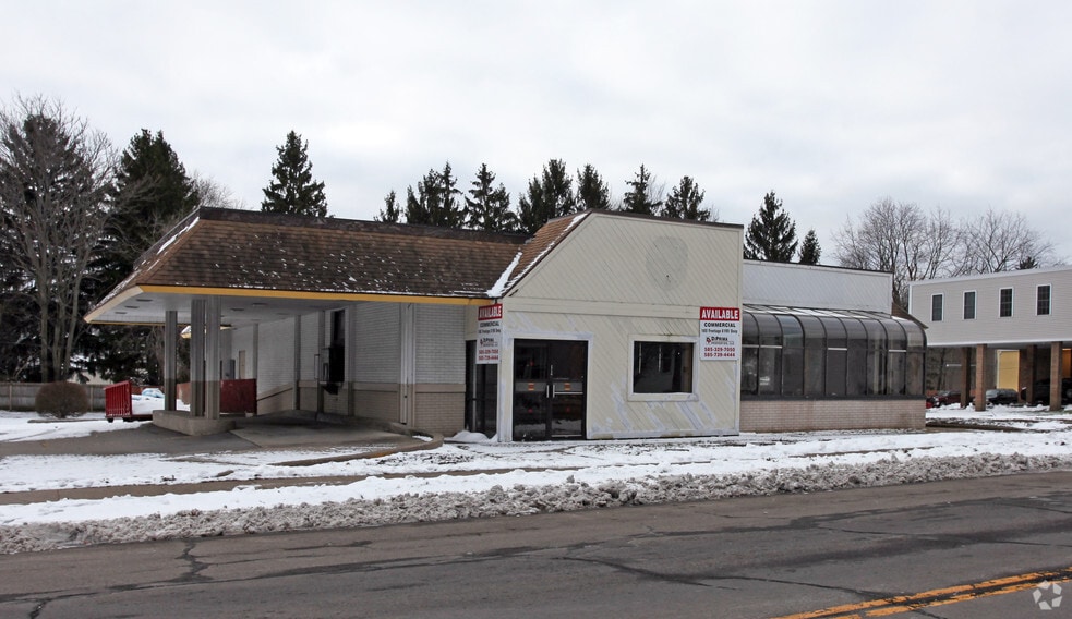 77 E Main St, Webster, NY for sale - Primary Photo - Image 1 of 1