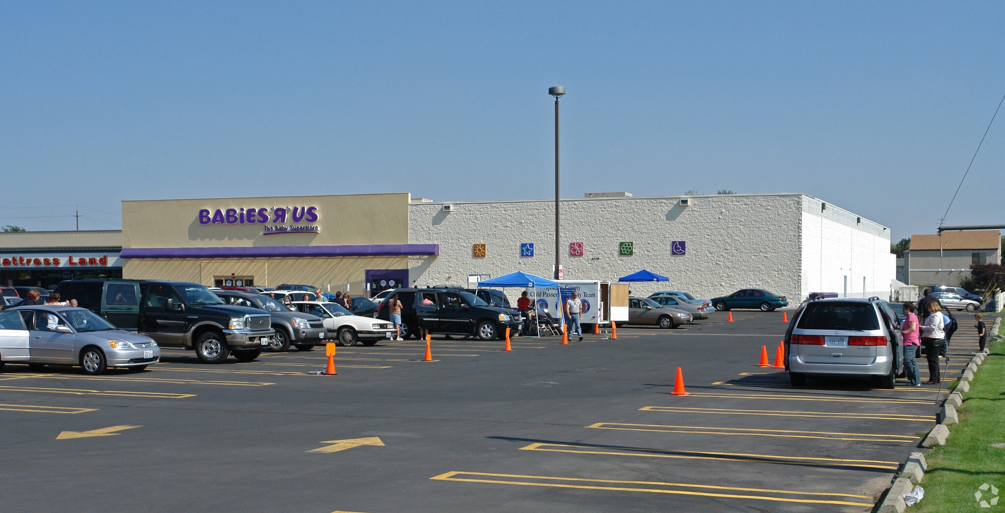 6104-6230 N Division St, Spokane, WA for sale Building Photo- Image 1 of 1